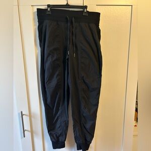 Lululemon Black/Black pinstripe light weight joggers Size 8